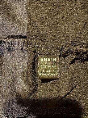 SHEIN Black Textured Women's Top